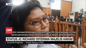 VIDEO: Status Justice Collaborator Richard Diterima Majelis Hakim