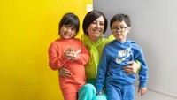 9 Tips Parenting ala Cynthia Lamusu Hadapi Anak Tantrum hingga Pukul Pintu