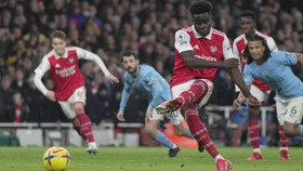 Peluang Juara Liga Inggris: Man City 51,4 Persen, Arsenal 48,6 Persen