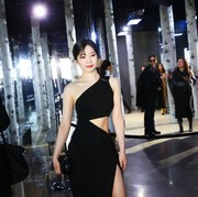 Anggun dan Memikat, Simak Potret Dahyun TWICE Saat Menghadiri Michael Kors Show di New York Fashion Week