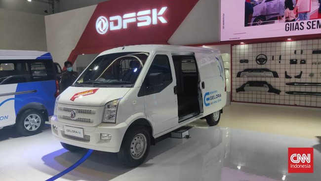 DFSK Gelora E produksi lokal kini dibanderol mulai Rp350 juta.