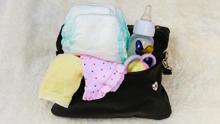 ilustrasi diaper bag