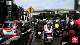 FOTO: Terjebak Macet Parah di TB Simatupang