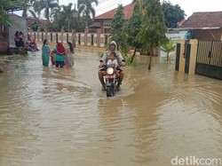 Tanggul Sungai di Mejobo Kudus Jebol, Ratusan Rumah Kebanjiran