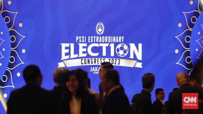 Pelaksanaan KLB PSSI 2023 di Jakarta, Kamis (16/2), diwarnai dengan momen Menpora Zainudin Amali yang 'naik-turun' sebagai wakil ketua umum PSSI.