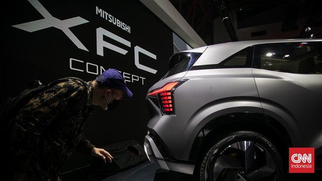 Mitsubishi resmi mendaftarkan paten desain mobil Sport Utility Vehicle (SUV) yang diduga XFC Concept di Indonesia.