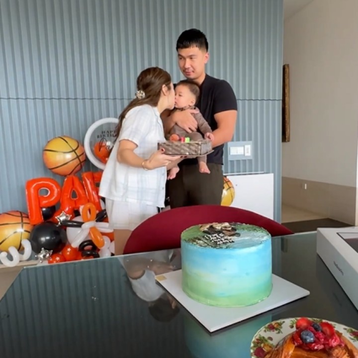 <p>Selamat ulang tahun untuk Indra Priawan. Kita doakan semoga Indra dan keluarganya sehat serta bahagia selalu ya, Bunda. (Foto: Instagram @nikitawillyofficial94)</p>