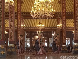 Sakralnya Tari Bedhaya Ketawang di Tingalan Jumengan ke-19 PB XIII