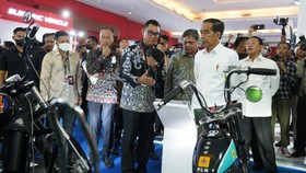 Jokowi Buka IIMS 2023, PLN Optimalkan Ekosistem Kendaraan Listrik