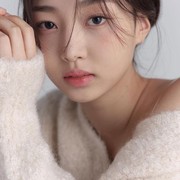 Potret Cantik Lee Ha Eum, Adik Jihyo TWICE yang Akan Segera Debut Sebagai Aktris