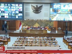 Paripurna Jelang Reses, DPR Jelaskan Proses Perppu Ciptaker-RUU Kesehatan