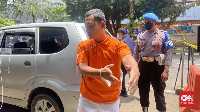 Fakta tersebut terungkap dalam proses rekonstruksi kasus pembunuhan tersebut yang digelar di Polda Metro Jaya, Kamis (16/2).