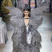 Tren Rancangan Bergaya Realitas vs Fantasi Dominasi New York Fashion Week Fall 2023