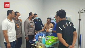 VIDEO: Remaja Tikam Polisi, Tak Terima Ayahnya Ditangkap Kasus Narkoba