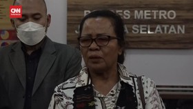VIDEO: Orang Tua Yosua Laporkan Uang 200 Juta Yang Hilang dari Rekenin