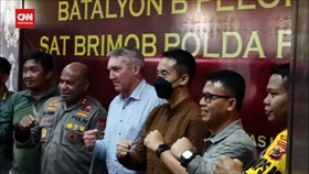 VIDEO: Atase Selandia Baru Temui Kapolda Papua Bahas Pembebasan Philip