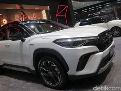 Skema Kredit Toyota Corolla Cross GR Sport, Siapin Duit Rp 12 Jutaan per Bulan