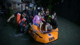 Banjir Solo Kian Surut, Lebih dari 700 Warga Masih Mengungsi
