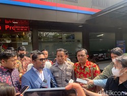 Bripka Madih Laporkan Kabid Humas Polda Metro ke Propam Polri