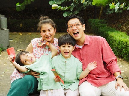 7 Potret Terkini Putri Titian Pemain 'Jungkir Balik Dunia Sissy' Bareng Suami & Anak