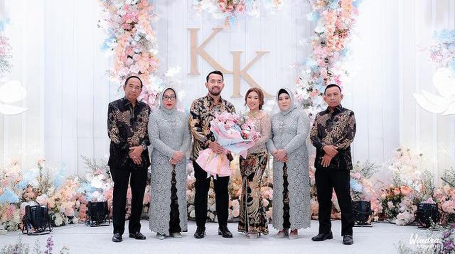 Kiky Saputri dan Muhammad Khairi Kiky Saputri dan Muhammad Khairi