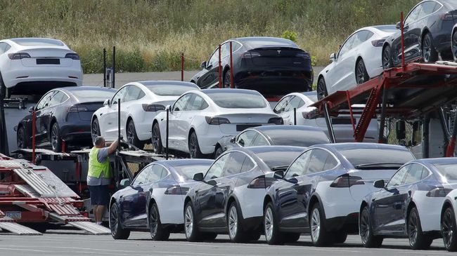 Tesla Banting Harga Gila-gilaan, Penjualan Cuma Naik Secuil