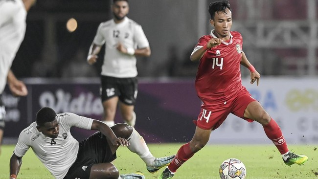 Vietnam masih ketar-ketir dengan lemparan mematikan Timnas Indonesia U-23 meski Pratama Arhan tak tampil di Piala AFF U-23 2023.