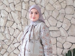 Takut Penyakit Ain, Vebby Palwinta Belum Tampilkan Wajah Anak ke-2