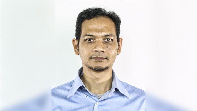 Dosen Universitas Islam (UII) Yogyakarta Ahmad Raf'ie Pratama merupakan alumnus UGM dan Monash University. Diipercaya menjadi dosen di UII.