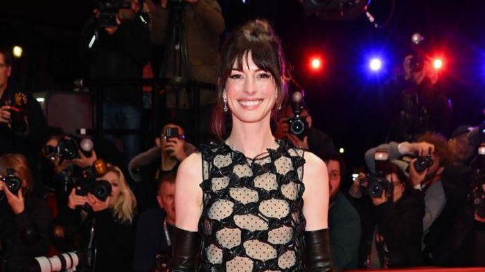 BERLIN, GERMANY - FEBRUARY 16: Anne Hathaway attends the 