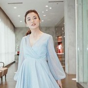 Berkelas! Yuk Intip Outfit Chelsea Olivia yang Bisa Ditiru untuk Ketemu Pacar