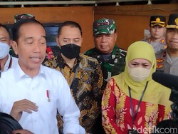 Jokowi Sebut Stok hingga Harga Beras di Pasar Surabaya Aman