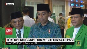 VIDEO: Jokowi Tanggapi Dua Menterinya Di PSSI