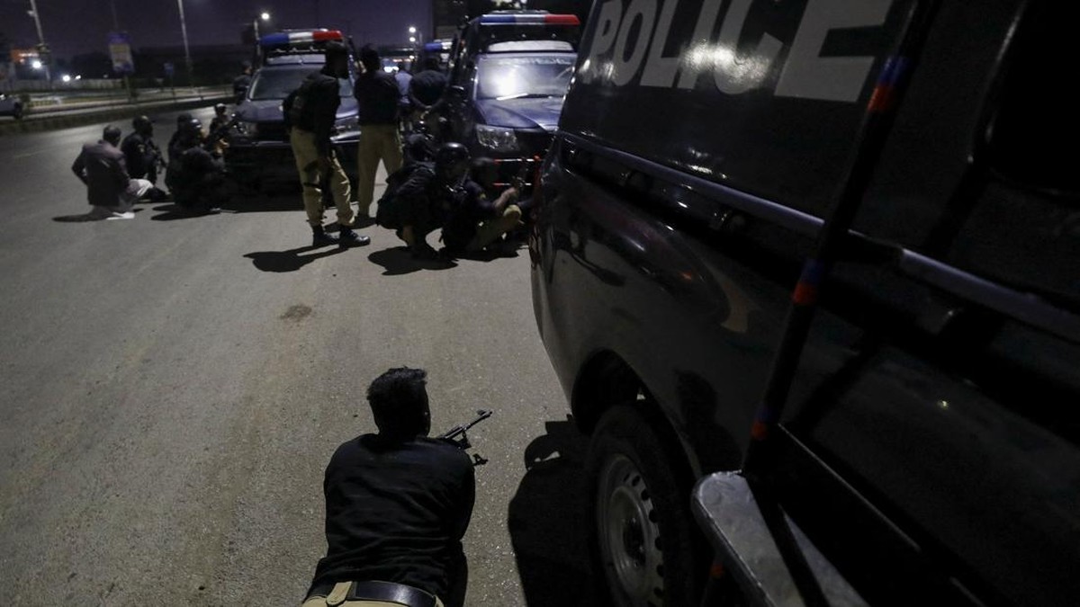FOTO: Taliban Serang Kantor Polisi di Pakistan, Empat Orang Tewas