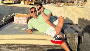 img-title Rayakan Ultah, Raffi Ahmad dan Nagita Slavina Dinner Romantis Berdua