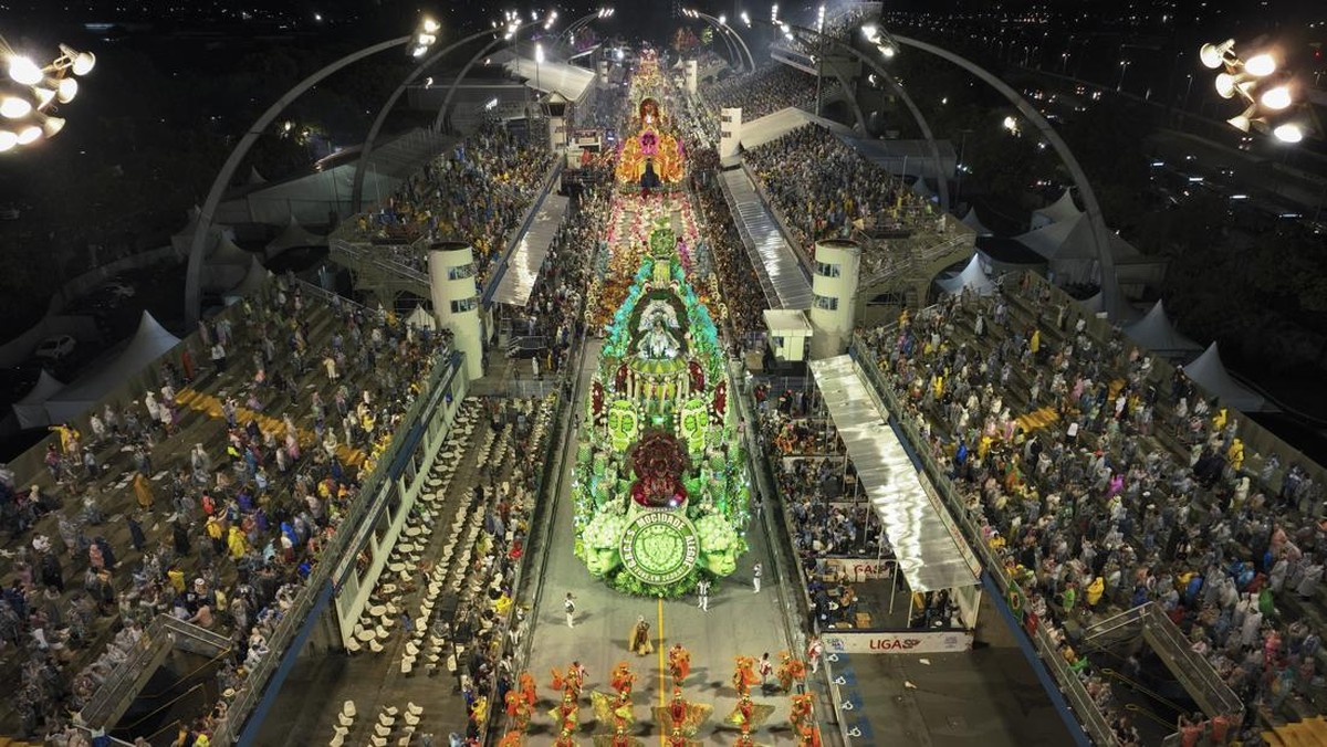 FOTO: Brazil Kembali Merayakan Meriah Pekan Karnaval