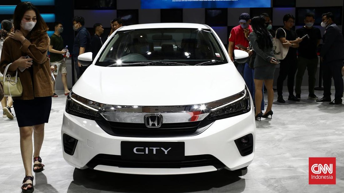 FOTO: Ramai Pengunjung Terpincut Mobil Honda di IIMS 2023