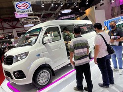Booth Esemka Diserbu Pengunjung, Apa Komentar Mereka?