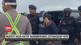 VIDEO: Bupati Nonaktif Mamberamo Ditangkap KPK