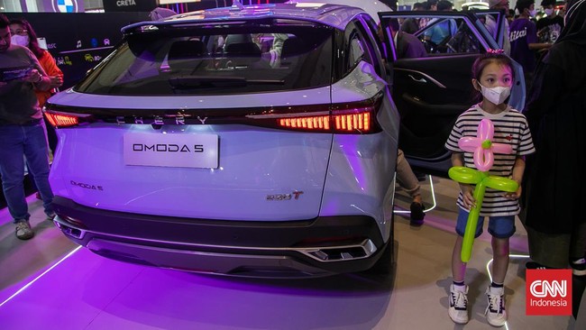 FOTO: Chery Omoda 5 Curi Perhatian di IIMS 2023