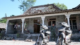 Detik-detik Menegangkan Evakuasi Korban Ledakan Petasan di Blitar