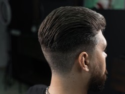 7 Gaya Rambut Low Fade, Cocok untuk Tampilan Formal dan Casual
