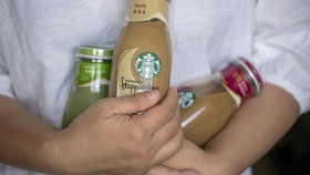 Minuman Kemasan Starbucks Ditarik di AS karena Diduga Mengandung Kaca