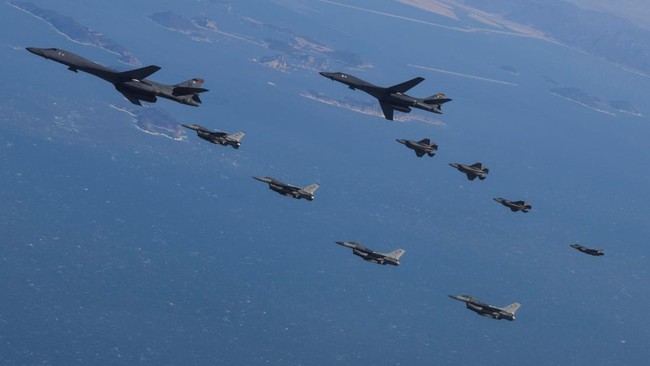 Ukraina menerima bantuan sistem IRIS-T anti-aircraft dari Jerman untuk menghadapi serangan Rusia.