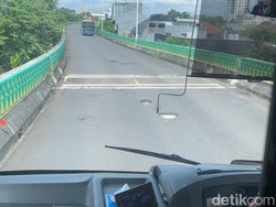 Penambalan Busway Koridor 13 TransJ Ditarget Selesai 3 Hari Lagi