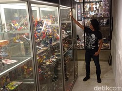 Nostalgia dengan Mainan Lawas di Museum 198X Bandung