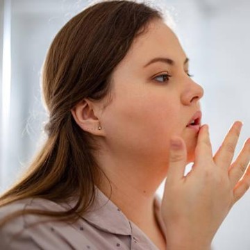 img-title Sering dianggap Sepele, Ternyata 4 Kebiasaan Ini Bisa Membuat Bibir Jadi Menghitam