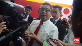 Rektor UII Sentil Gelar Akademik Komersial: Jangan Panggil Saya Prof