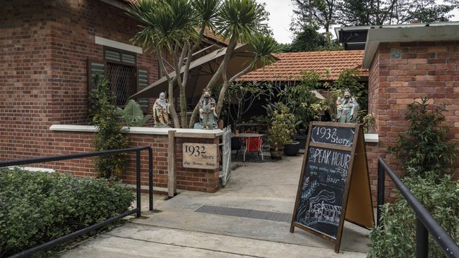 FOTO: Tua-tua Keladi, Jalur Kereta Tertua Singapura Jadi Cagar Alam