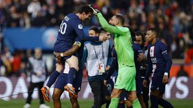 Messi Buat Gol Perekik Indah, Belum Sebanding Beckham dan Pele